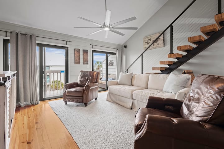Waterfront Condo|boat Slip|nearby Beach|sleeps 8! - Orange Beach, AL