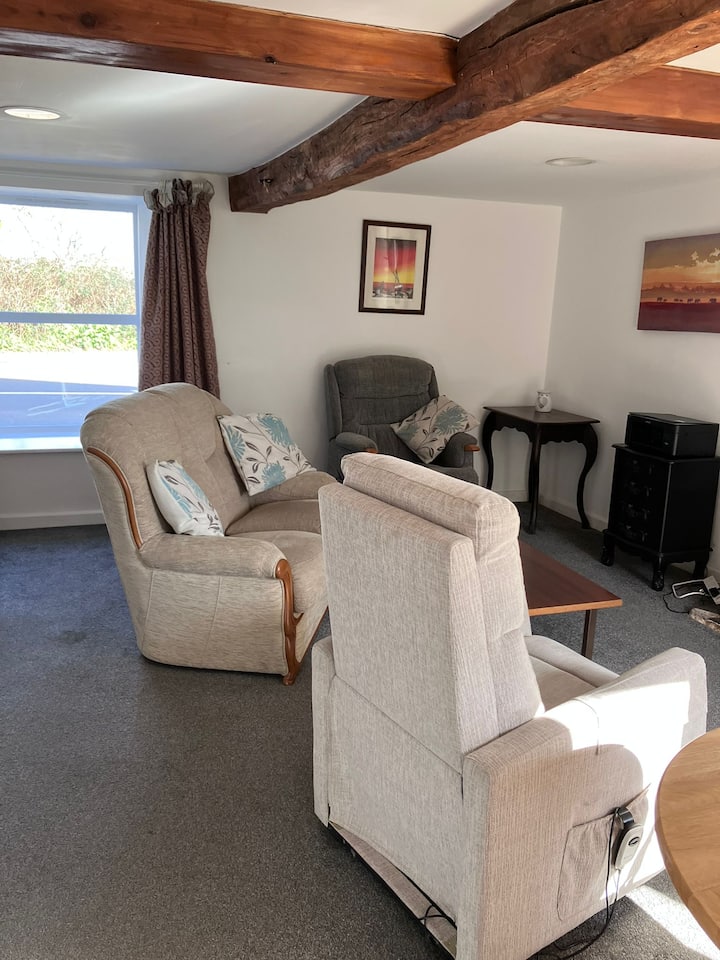Stile Cottage Kenton Nr Exeter Devon - Topsham