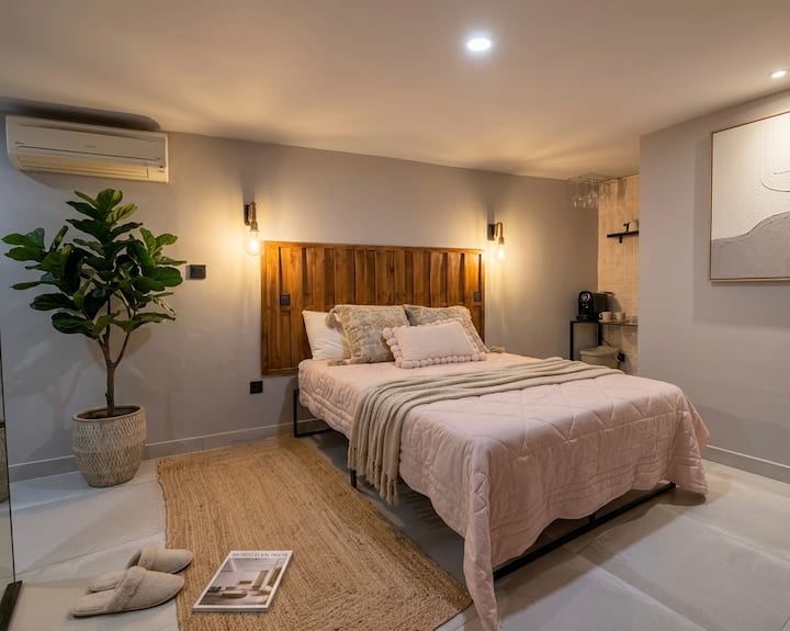 Romantic Boutique Suite · Chueca | Rosé Nook - Madrid