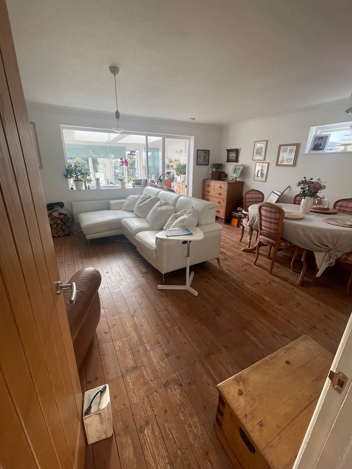 Island Restful Retreat - West Mersea