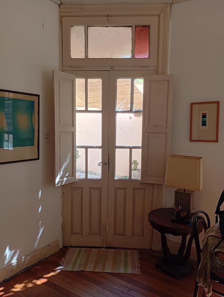 Apartamento de 2 dormitórios em La Paternal