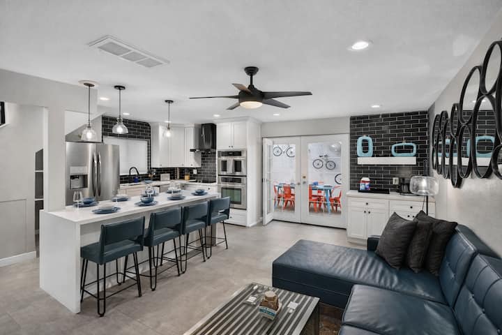 Sleek 3br/3bath W/pool By Entertainment District - Scottsdale