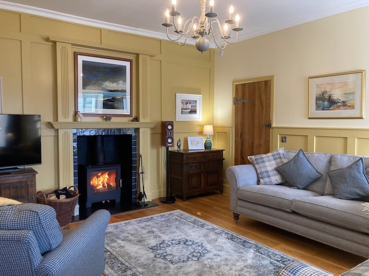 1 Dromore Cottage, Kirkcudbright. - Kirkcudbright
