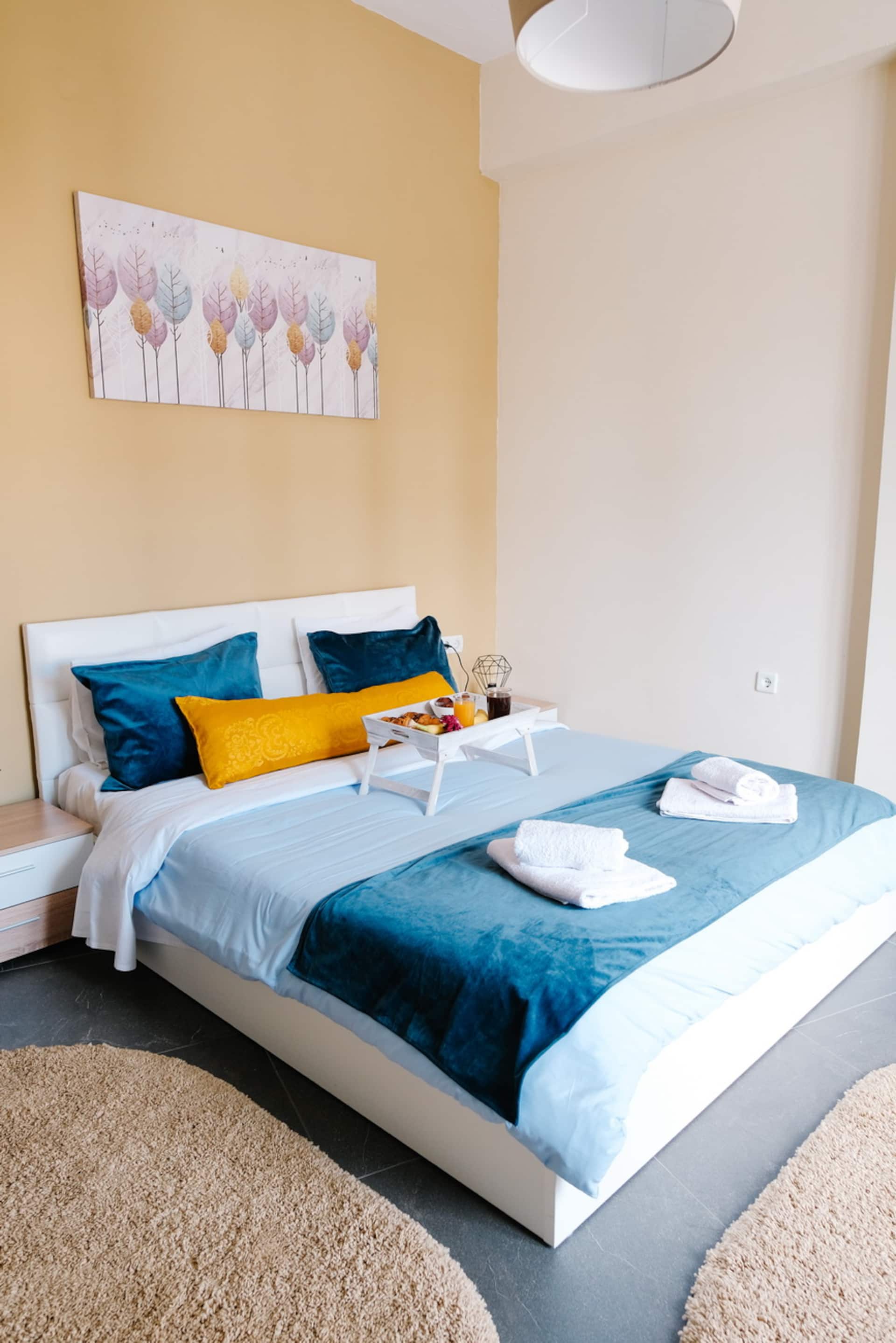 Violet City Center Apartments — photo 2