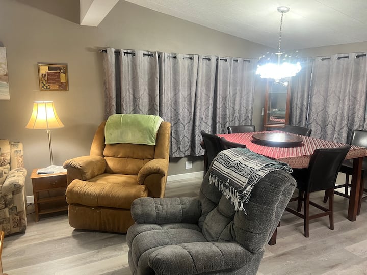 House In Pahrump Sleeps 9, Death Valley - Pahrump, NV