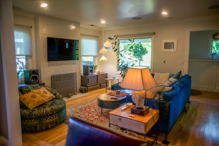 Silicon Valley Zen: Artisan Sanctuary Retreat - Los Altos, CA
