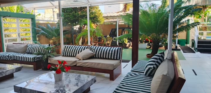 Alojamiento Central Habitaciónes Con Piscina - San Andrés