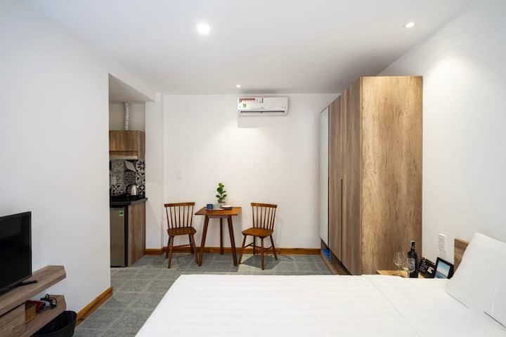 Nice Studio In The Center With 1 Or 2 Windows - Phú Quốc