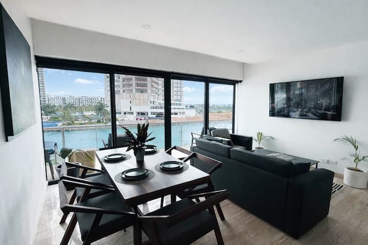 Top/2br/canal & Yacht Views From All Rooms/balcony - 칸쿤