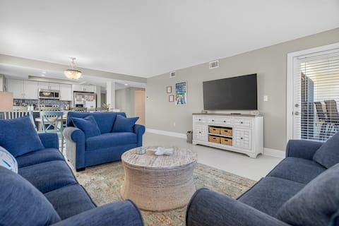 Top performing Airbnb: Pensacola Beach Condo w/ Custom Bunks for Families in Gulf Breeze
