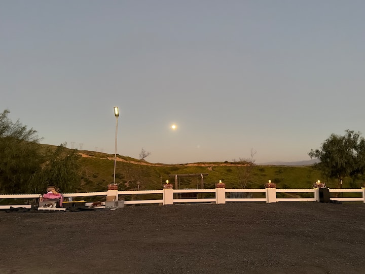 Rancho Palmar Rv/camper - Magic Mountain, CA