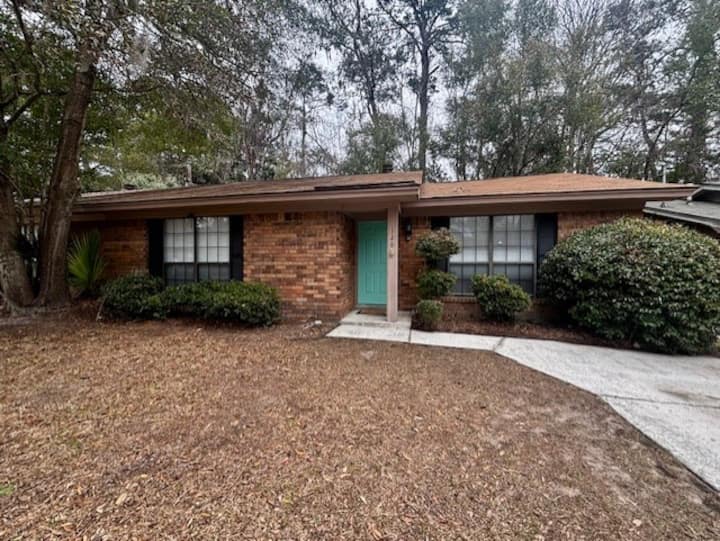 One-level 3/2 Duplex Full Unit In Savannah Ga - Savannah, GA