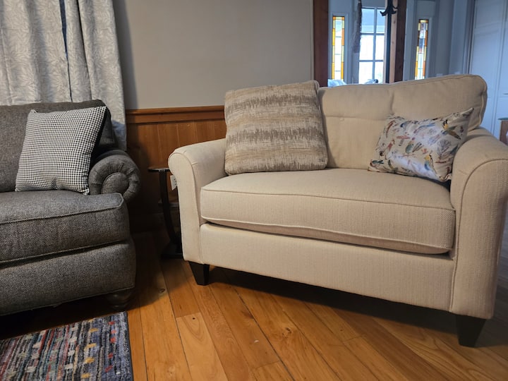 Bungalow Joy - Easy Access Throughout Wilkes - W. Kerr Scott Lake