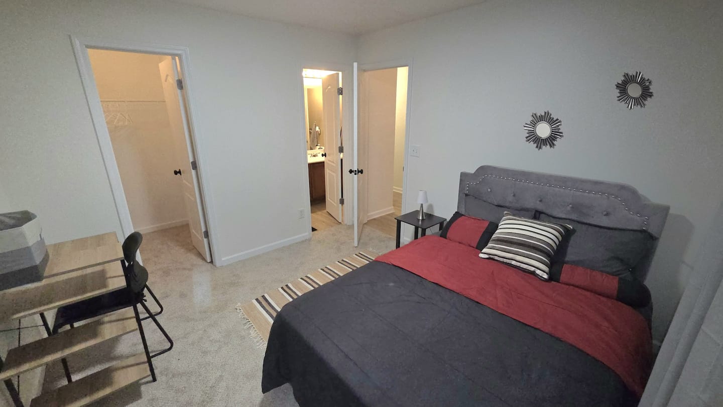 Cozy room, quiet area
