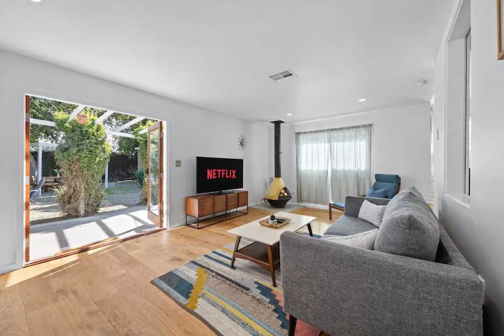 Chesapeake Retreat - 5 Min Walk To Expo Line Metro - Inglewood, CA