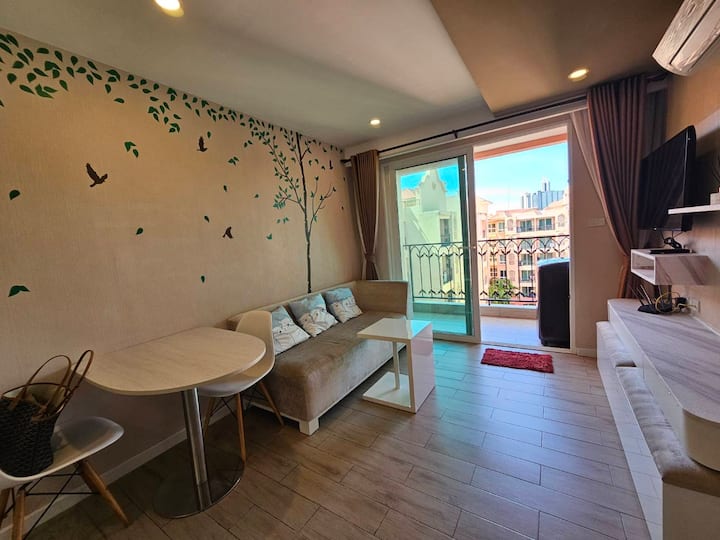高级公寓泳池景色Seven Sea Condo水系公寓-请联系我有折扣! - Pattaya