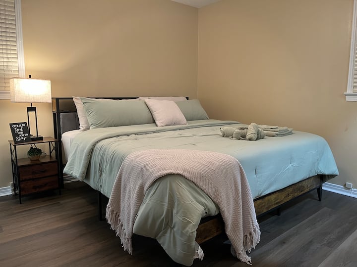 Modern Comfort | Private Bedroom | Prime Location - Dothan, AL