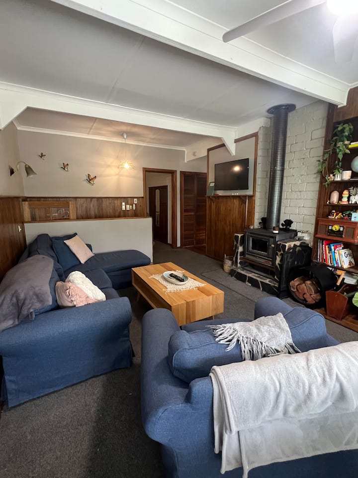 The Cosy Cove - Jamieson