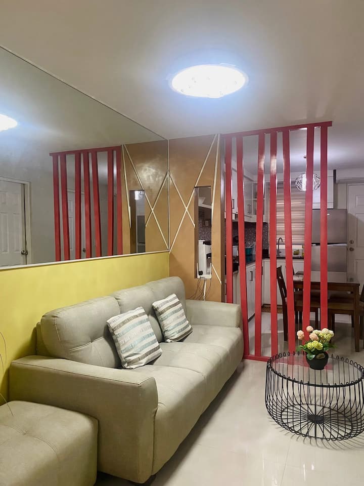 Homey Purple House - Batangas