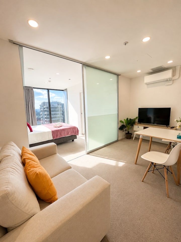 Modern Apt Near Harbour/sky Tower W/ Ac Pool, Gym - Auckland