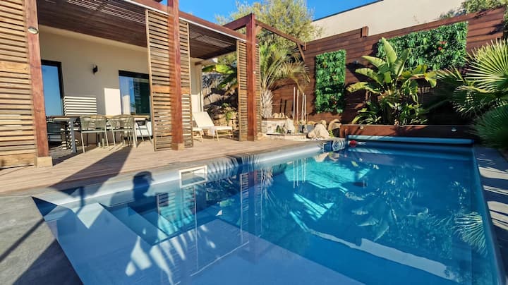 Villa Céleste Vue Mer Et Piscine Proche Plage - Ajaccio