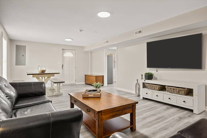 Close To Downtown-great Downstairs Apartment - Knoxville, TN