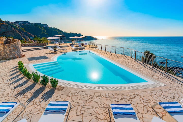 Baya Bella - Naxos, Italien