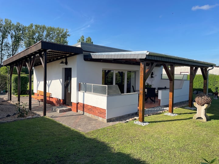 Ferienbungalow Ankerstube 48 - Feldberger Seenlandschaft