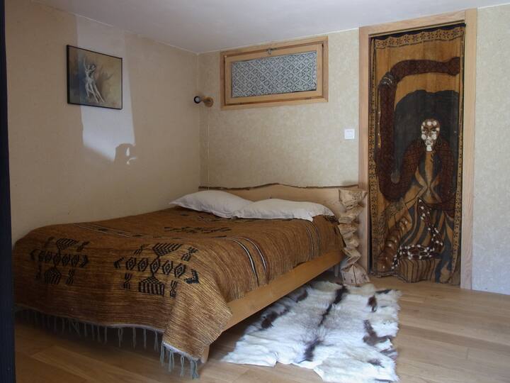 Chambre Indépendante En Rez-de-chaussée De Jardin - Pont-de-Salars