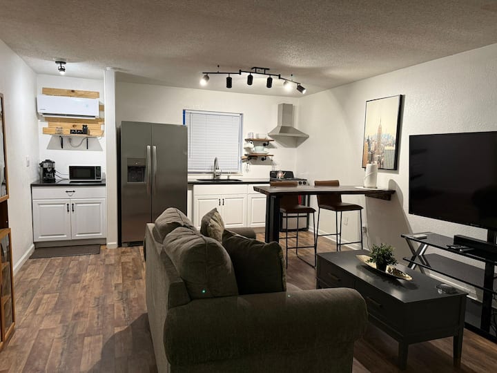 Studio B In South Knox - 