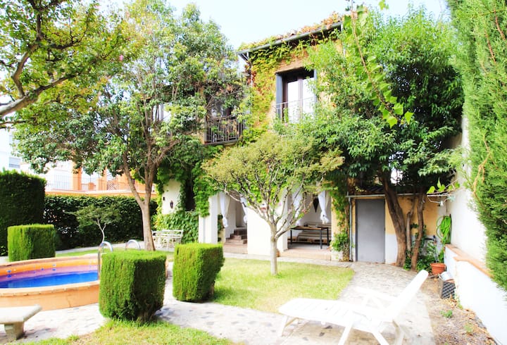 Villa Histórica Jardín Y Piscina Cerca Del Centro - Granada