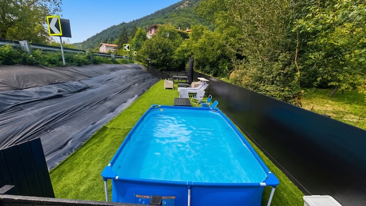 Maison Avec Piscine à Spindoli - Marche