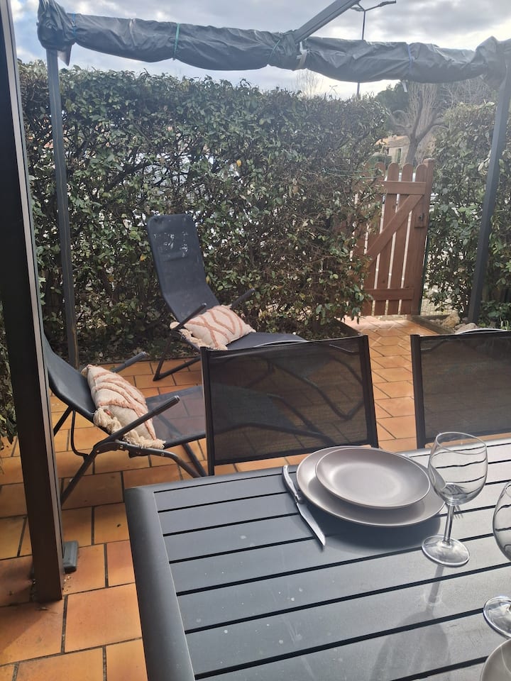 Petite Maison La Franqui Pour 4 Personnes - Leucate