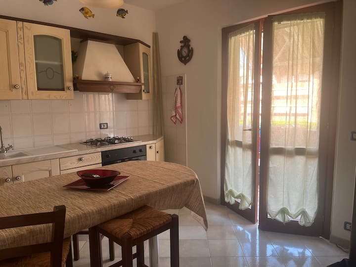 Bilocale A Due Passi Dal Centro Di Porto Azzurro - Porto Azzurro