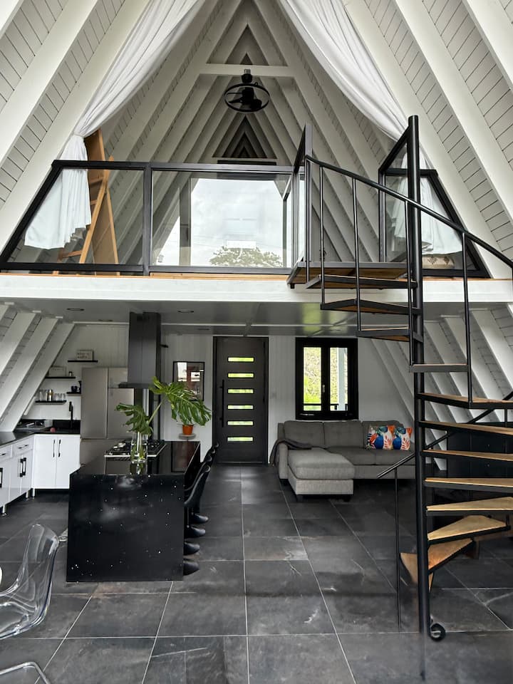 Las Casitas Del Campo Pr
A-frame W/ Heated Pool - Lajas