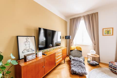Leistungsstarkes Airbnb: Cozy apartment near Schönbrunn & U4 in Rudolfsheim Fünfhaus