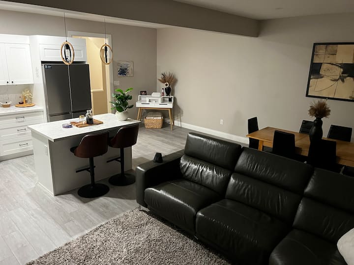 Room Stay With Ashley And Pets - Tillsonburg