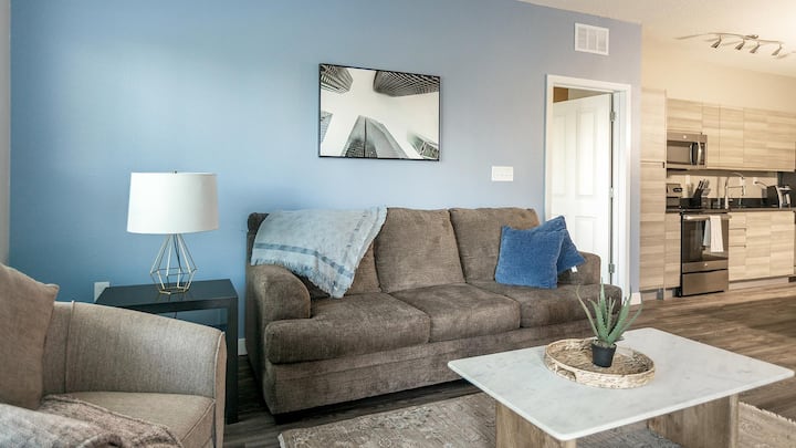Landing | Amazing 2bd, Yoga Studio, Pool - Clearwater, FL
