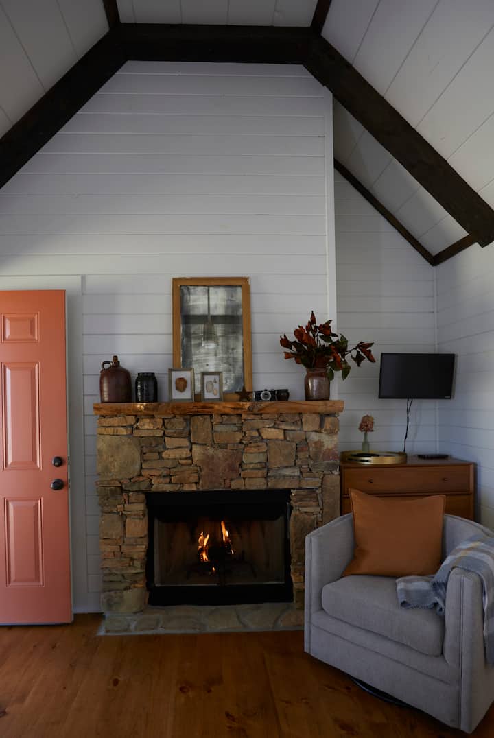 Room 3 At Andiamo Lodge - Mentone, AL