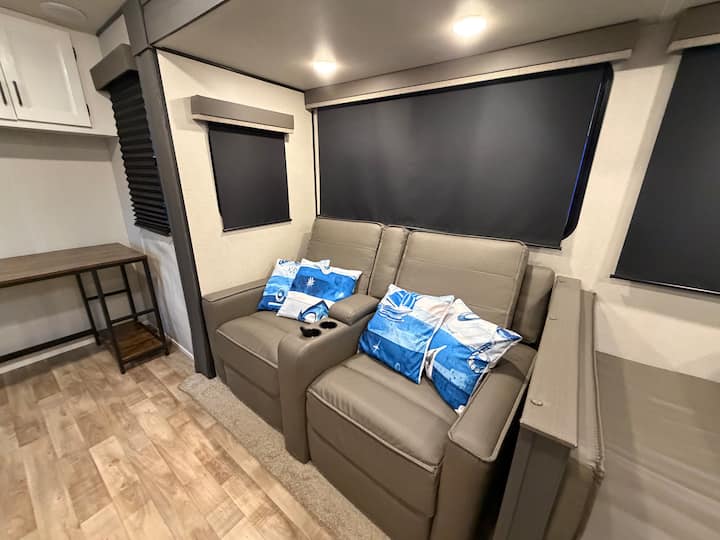 Cozy Tampa Rv Retreat - Tampa, FL