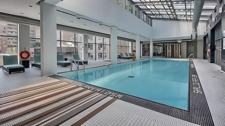 Luxury Apt W Swimming Pool, Parking, College Stn - Toronto