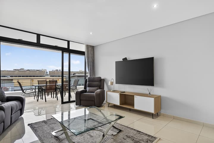 Palm Boulevard 404 | 3bed Luxury - Gateway - Umhlanga