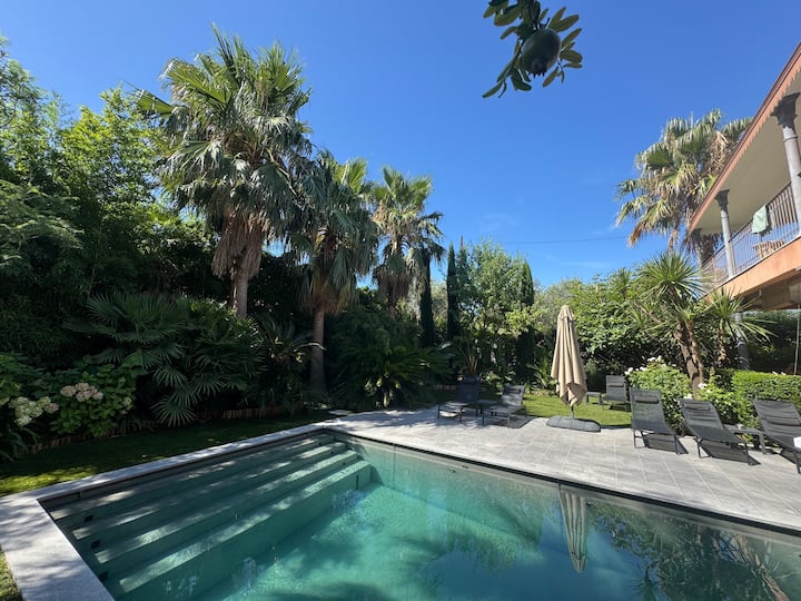 Villa Avec Piscine En Plein Centre De Saint-tropez - Saint-Tropez