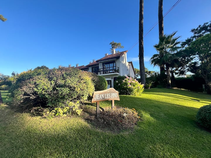 Jean Les Pins - Punta Del Este - Punta del Este