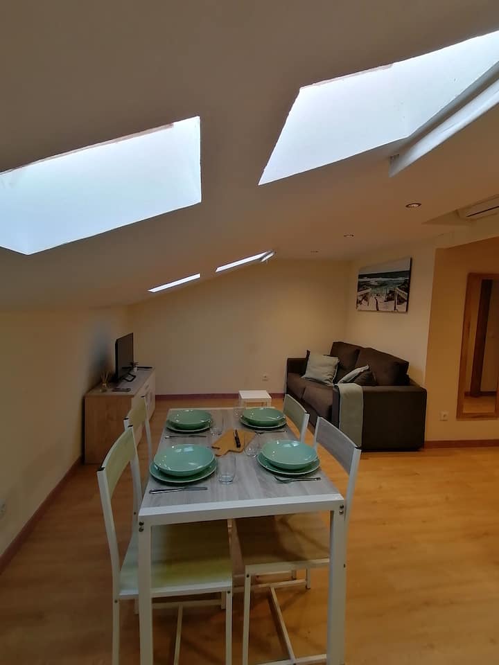 Apartamentos Almenada 4 (Wifi, Aircon, Beach 8min) - Llanes