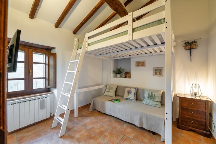 Guesthost - Lavanda Apartment With Pool & Parking - Passignano sul Trasimeno