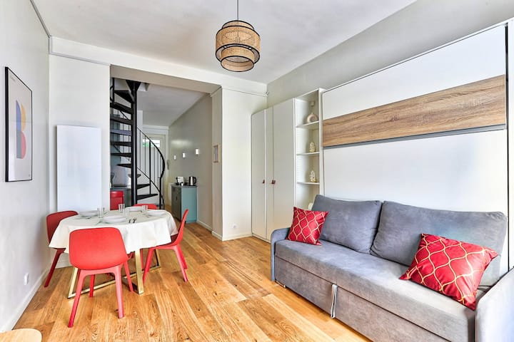 Duplex De Charme à Montmartre Lamarck | Le Bauhaus - Courbevoie