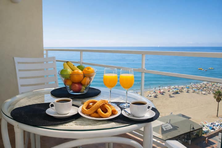 Sea View & Sunset Terrace Apart Carihuela Bybudha - Málaga-Costa del Sol Airport (AGP)