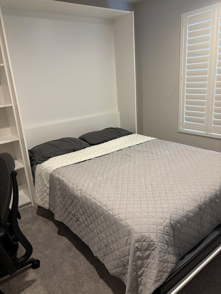 Private Bedroom Shared Bathroom In Lake Stevens - Everett, WA