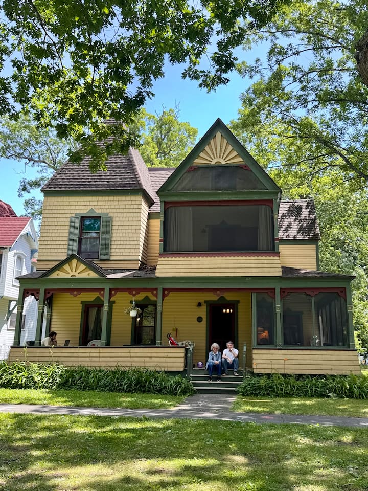 The Thousand Island Park Family Cottage - Clayton, NY
